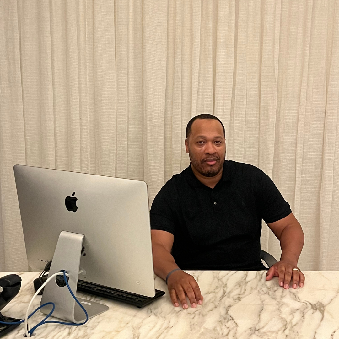 Dayrell Hughes, Co-Founder of Melanated Moms Travel